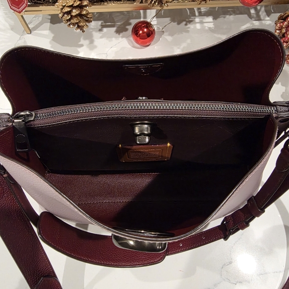 Coach Shoulder Bag - Picture 2 of 5